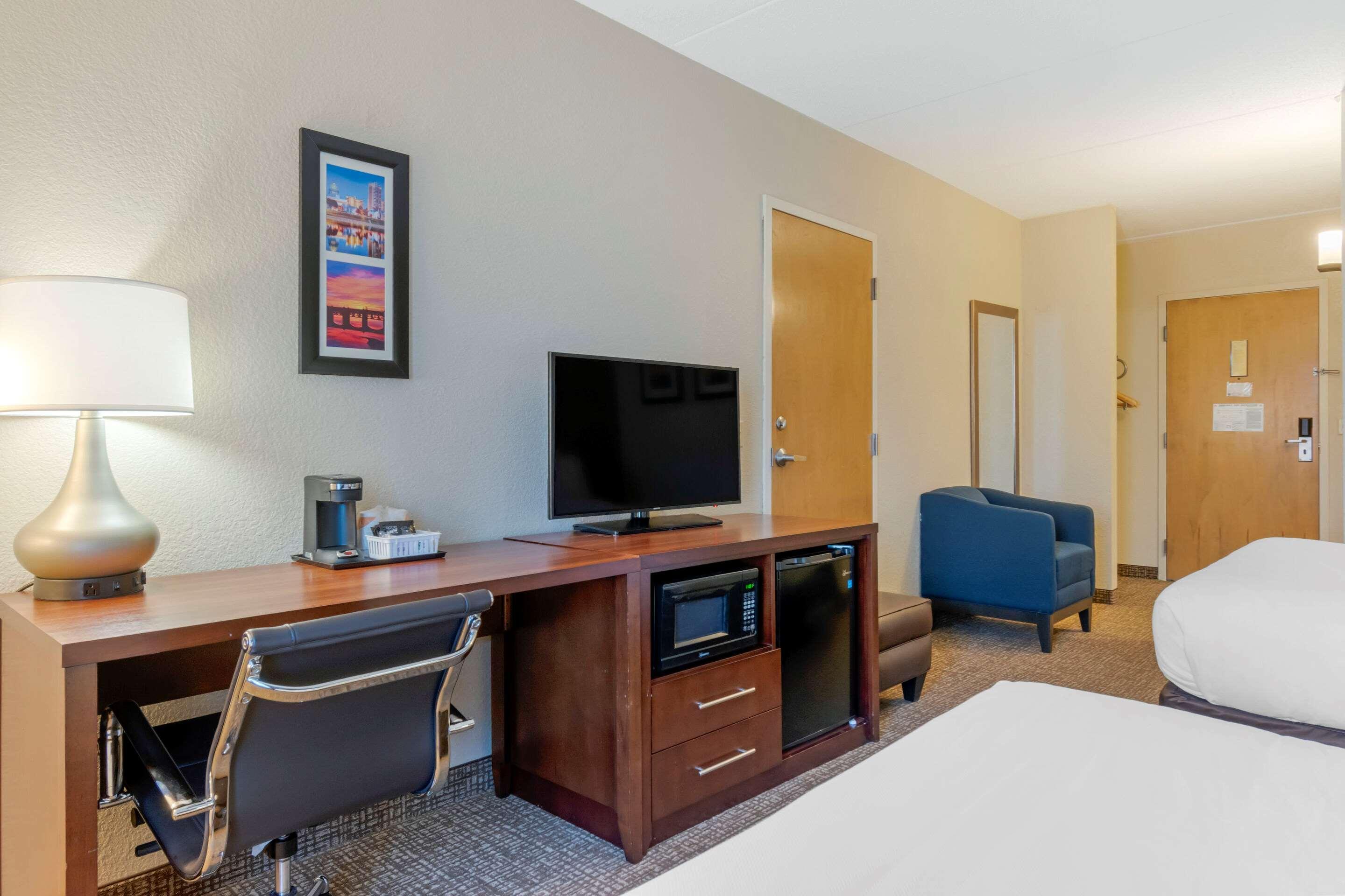Comfort Inn Mechanicsburg - Harrisburg South Екстер'єр фото