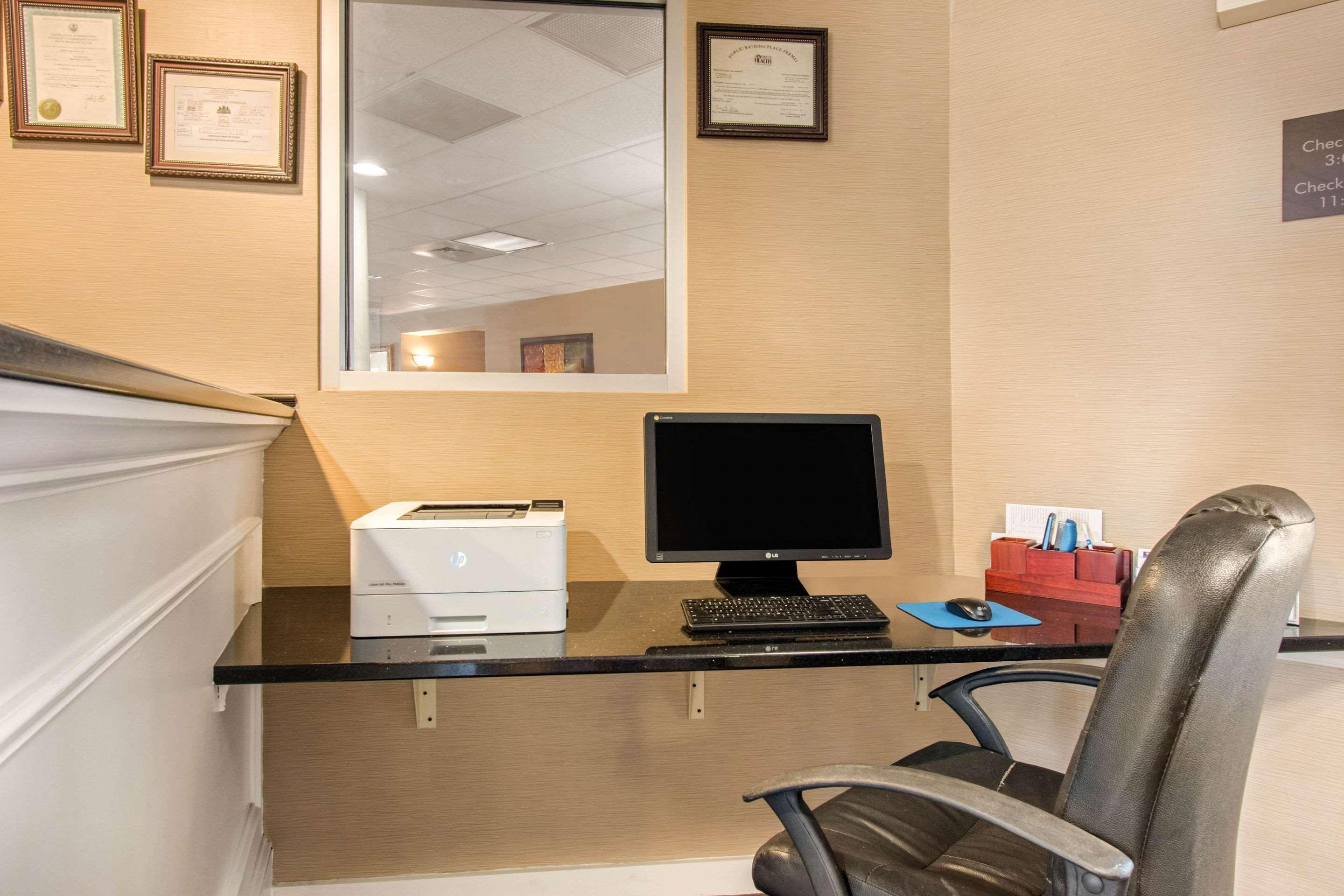 Comfort Inn Mechanicsburg - Harrisburg South Екстер'єр фото