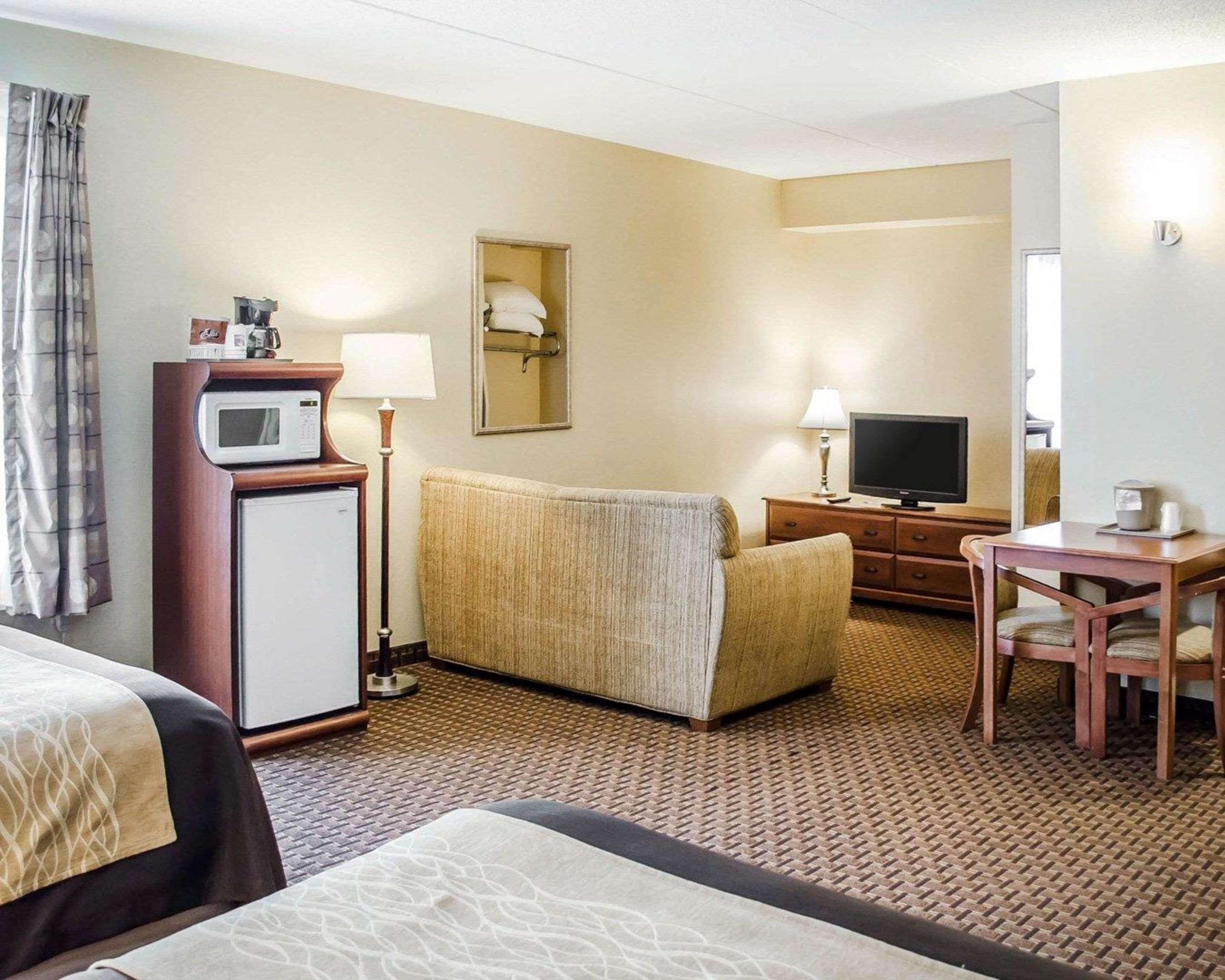 Comfort Inn Mechanicsburg - Harrisburg South Екстер'єр фото
